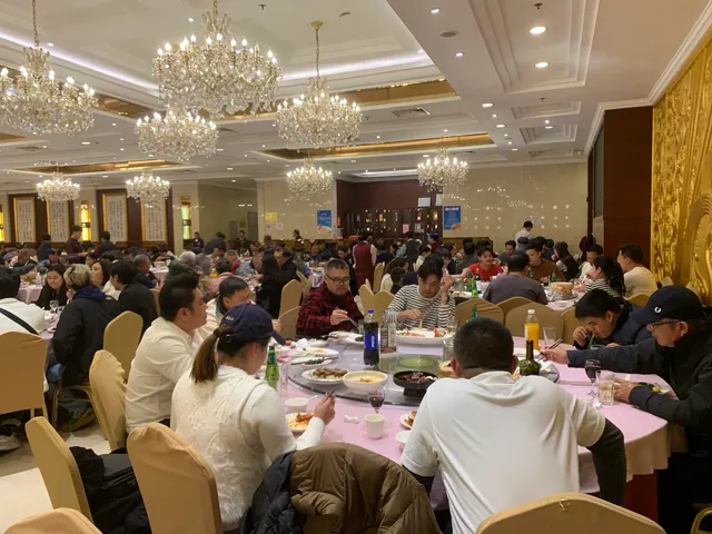 Shunfeng Grand Hotel No.1 Department Store