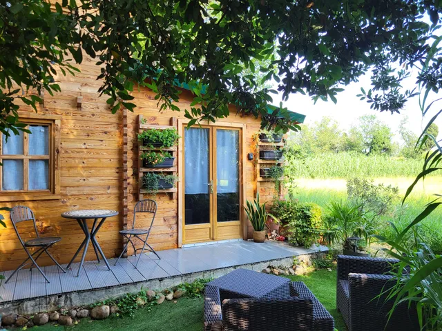 La Cabane Sous Les Arbres