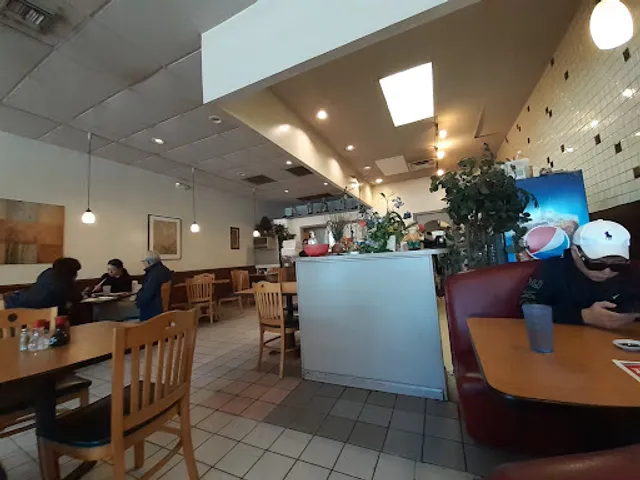 P & Y Cafe Asian Bistro