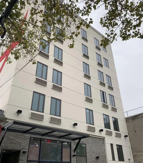 Hotel Ninety Five Parkchester