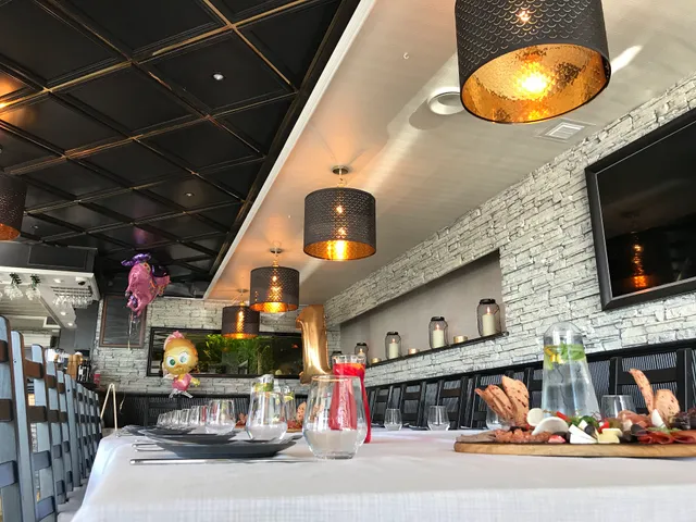 Restaurant Fööniks