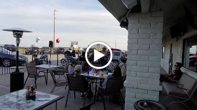 Hooch's 95 Bar & Grill