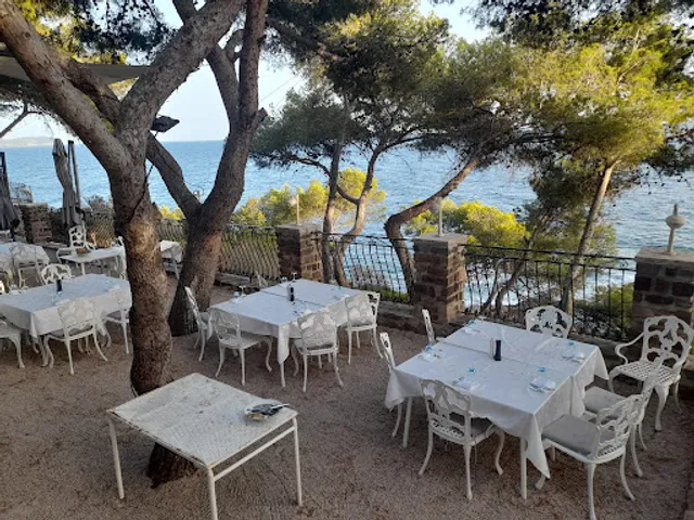 RESTAURANT L'OURSINADO