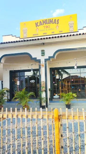 KAHUNAS TIKI BAR & GRILL