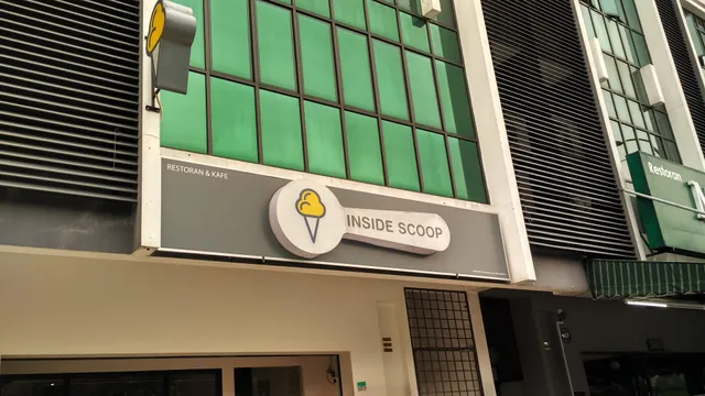 Inside Scoop Kota Kemuning