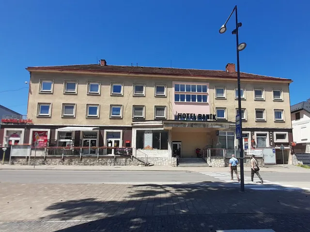 Hotel Baník Handlová