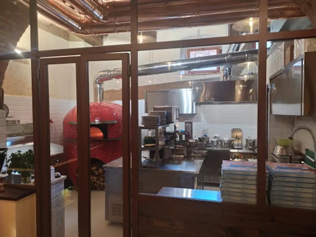 Lieviti Pizzeria-Beer-Italian food