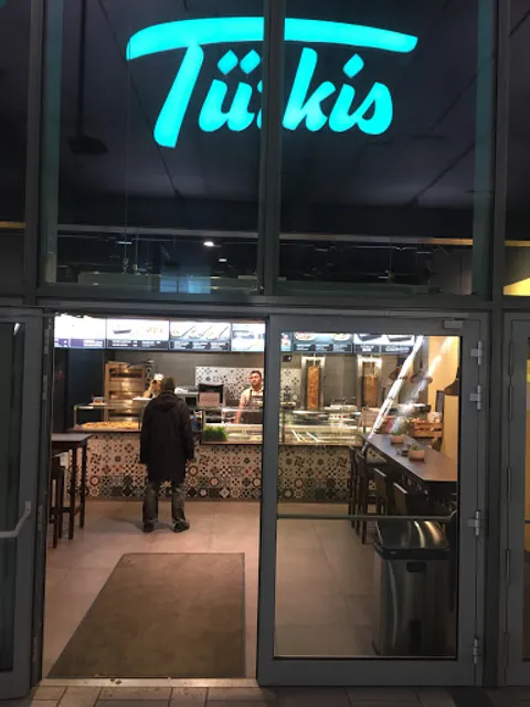 Türkis - Landstraße