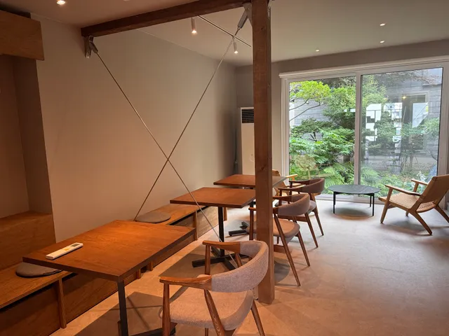 cafe 侘と寂（わびとさび）