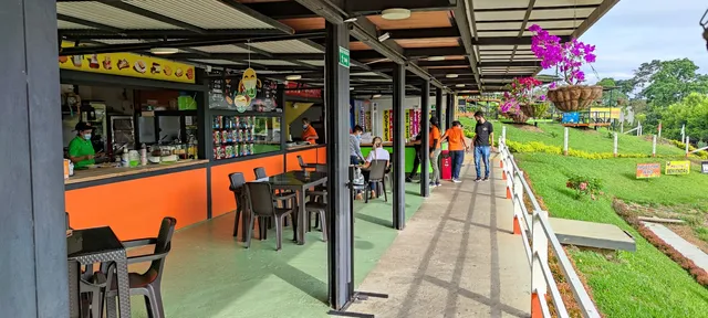 CALOCHORNO GLAMPING y RESTAURANTE