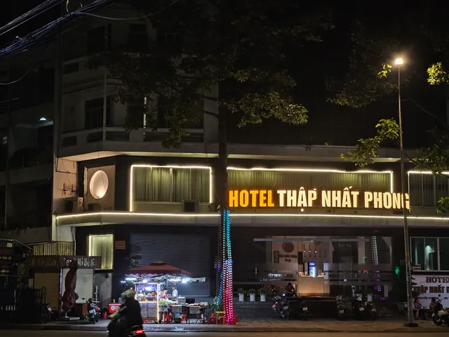 Khách Sạn Thập Nhất Phong