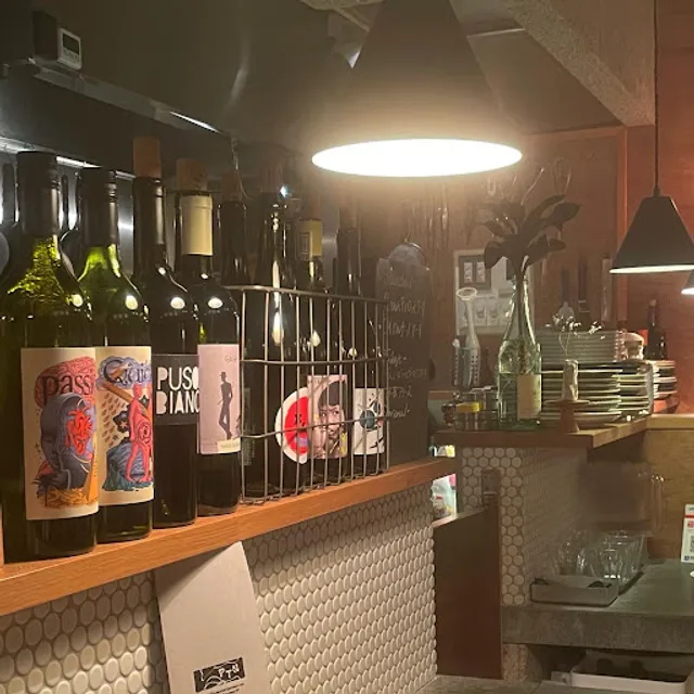 Pitan BISTRO and CAKES