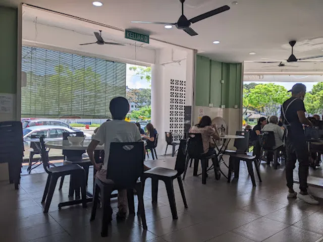 d’LEETcious Nyonya Laksa Empire