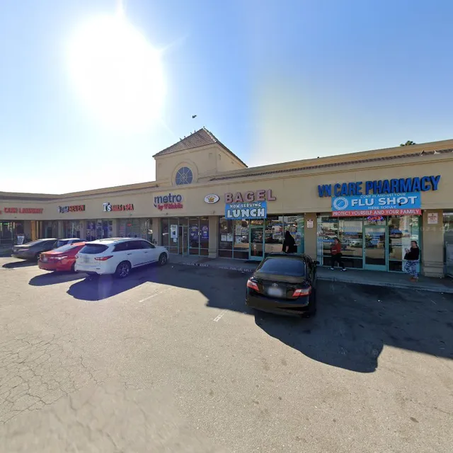 Beach St Deli and Sandwiches Bagel