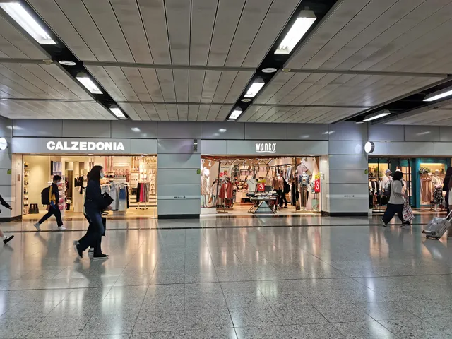 MTR Hong Kong Station