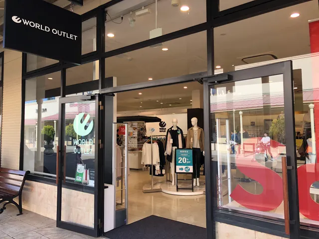 WORLD OUTLET