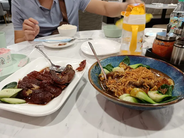 The Travelling Duck @ Mid Valley