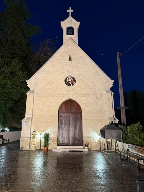 Eglise orthodoxe Roumaine Saint Anthime l'Ibère