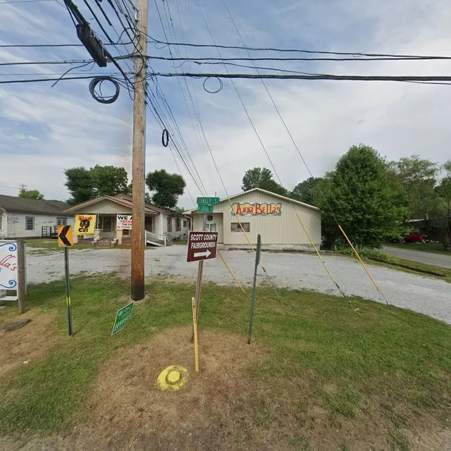 Annabella's This and That