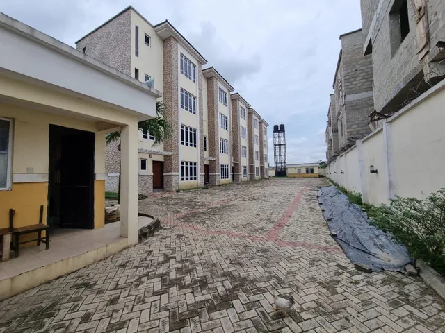 Guruz Shortlet Homes