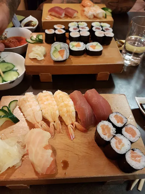 SATO Sushi & Nudeln