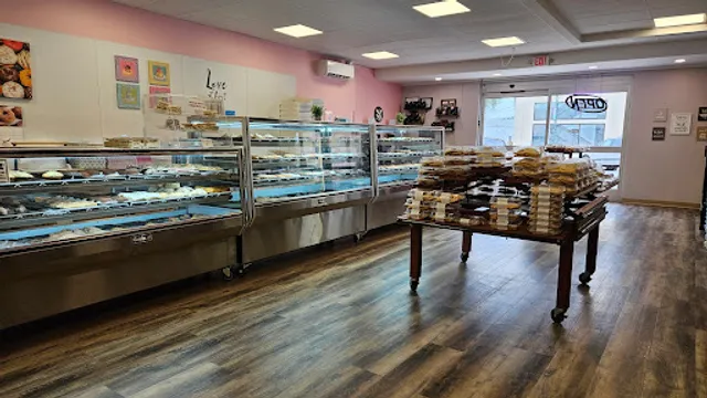 Sweet Kneads Farmington Bakery