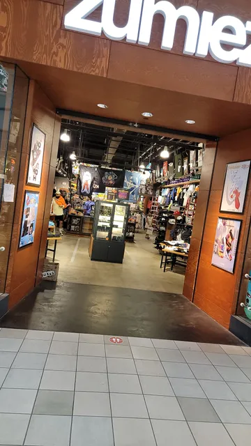 Zumiez