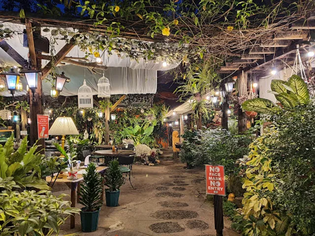 DonnAppetit Garden Grill