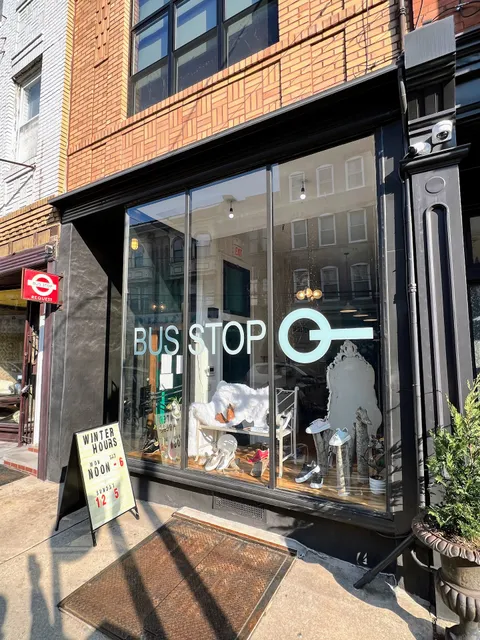 BUS STOP Online Shoe Boutique