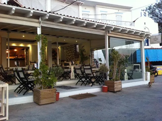 Kafes & Alati | Café • Restaurant