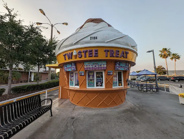 Twistee Treat Largo
