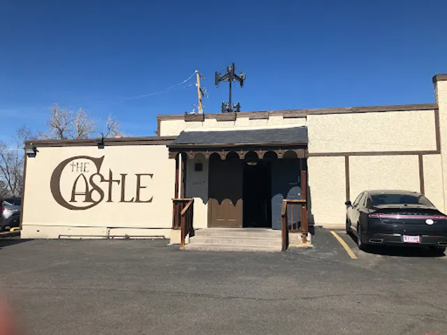 The Castle Bar and Grill