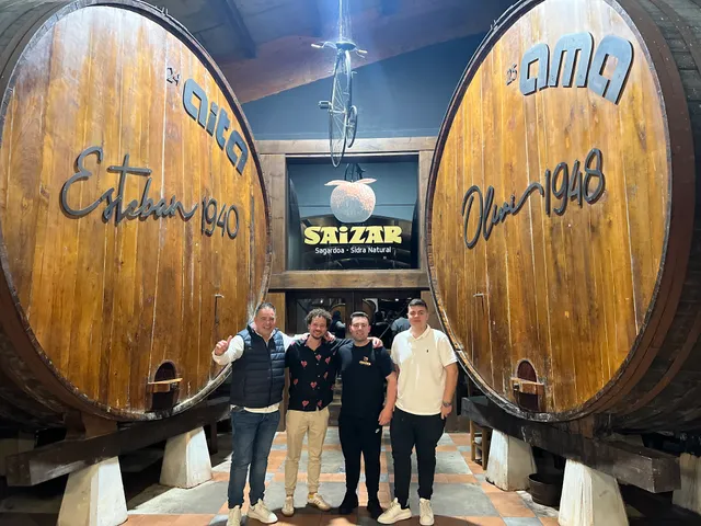 Earra Tours Basque Country