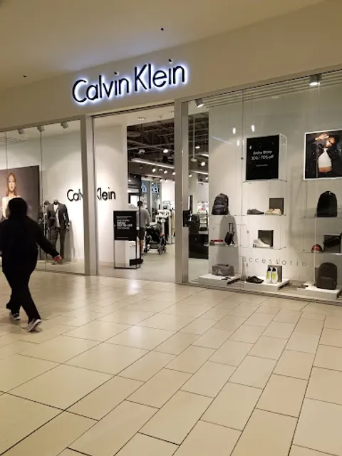 Armani Exchange Outlet