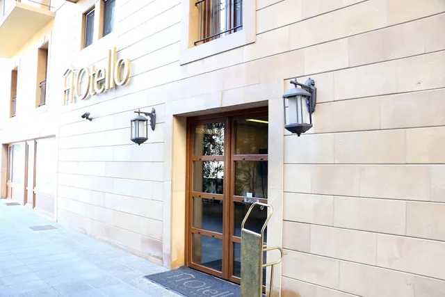 Hotello Guest Suites