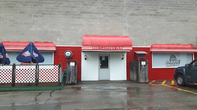 Red Lantern Pub & Steak House