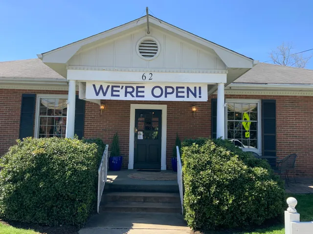 The Grapevine Weaverville