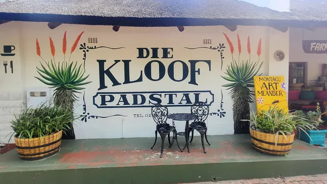 Long Acres Guest Farm