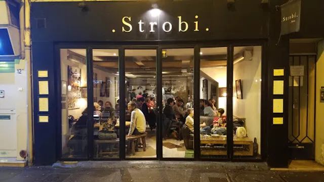 Strobi