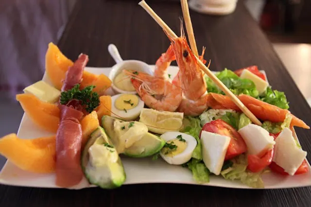 Restaurant Piano Bar LET IT BE