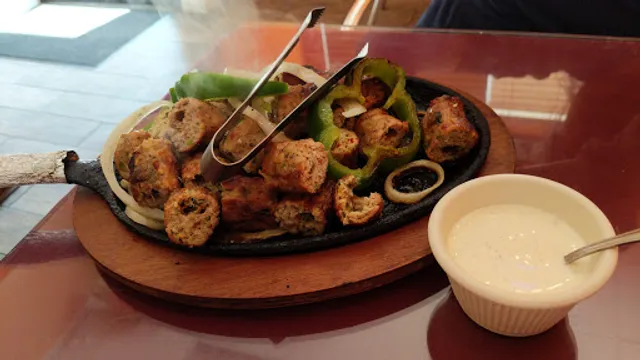 Lazzat Indian & Pakistani Restaurant