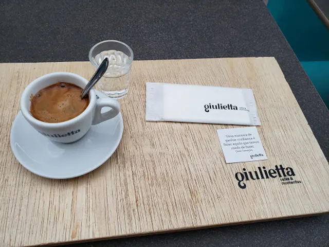 Giulietta Cafés & Momentos