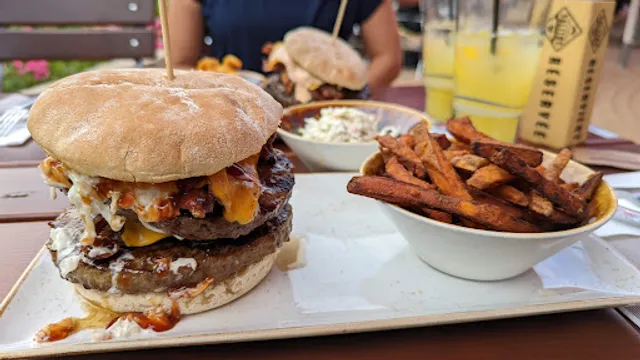 Southern Nebraska I Grill House & American Bar