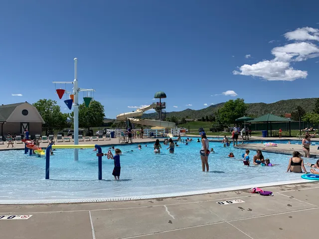 Deer Creek Outdoor Pool