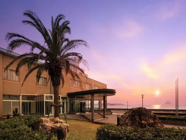 Yūhi Kaigan Shōkaku