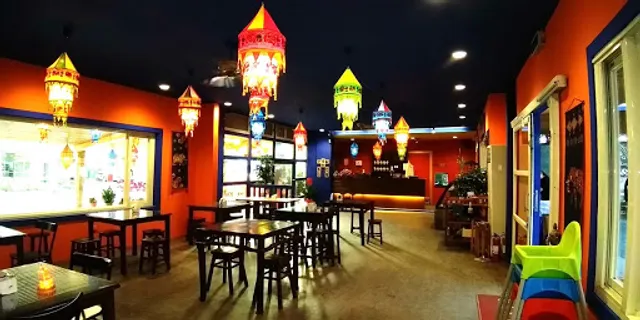 Nana Tai's Fashion Cuisine