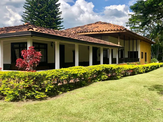 Finca Hotel La Bella