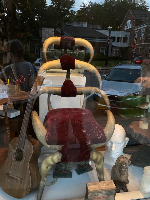 Grove & Main Antiques