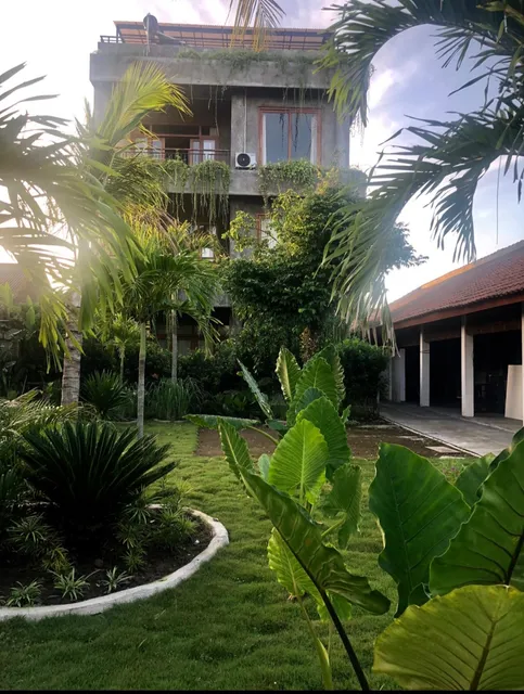 ohmmstay (Rumah Pendopo) Candi Sari