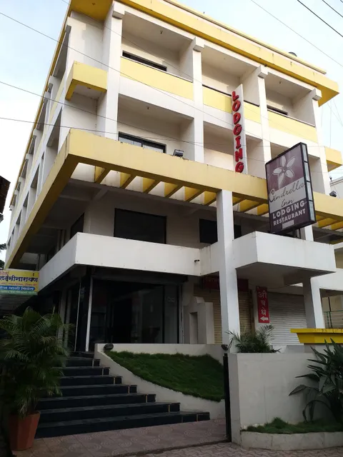 Hotel Cinderella Inn